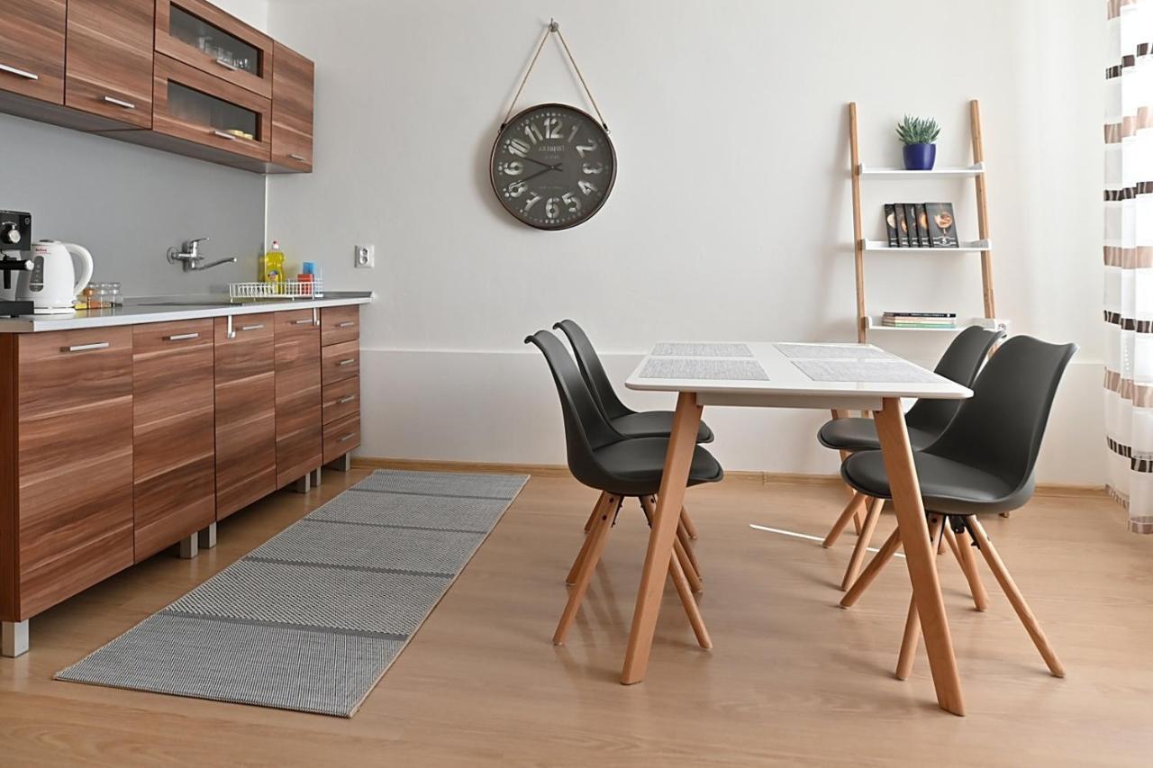 Apartman 5Five Пряшів Екстер'єр фото